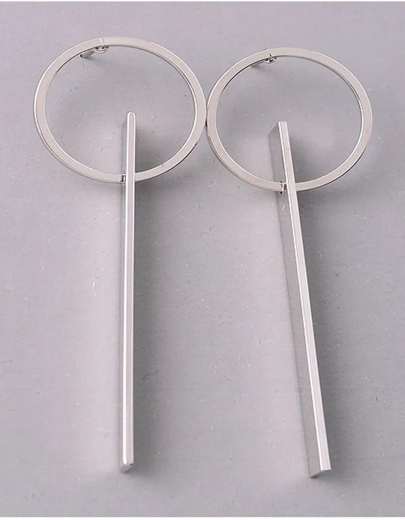 Vintage Snoot Circle Drop Earrings in Silver