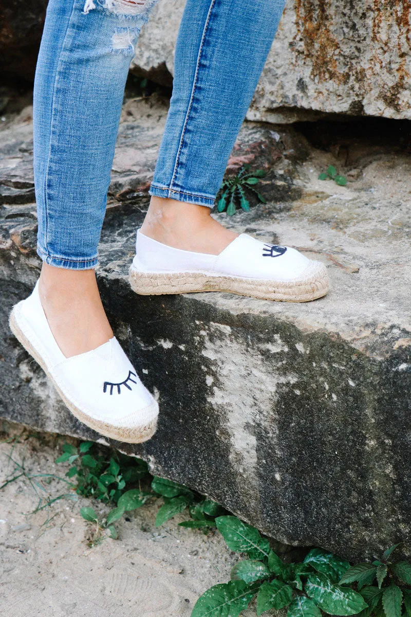 Wink Smoking Slipper