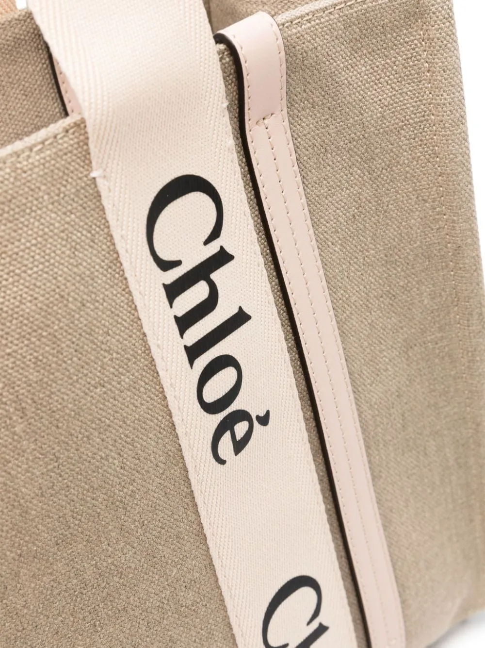 Woody medium canvas tote